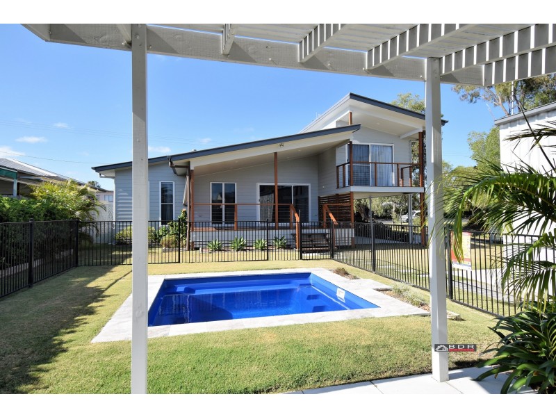 28 Riverview Drive, Burrum Heads QLD 4659