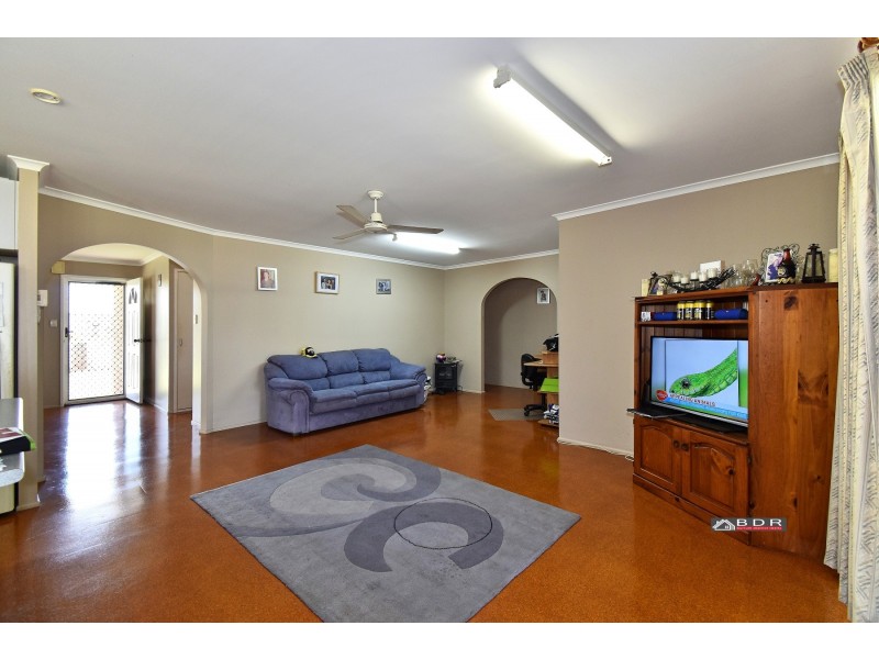 17 Hoffman Street, Burrum Heads QLD 4659