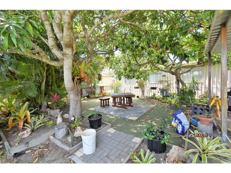 17 Hoffman Street, Burrum Heads QLD 4659