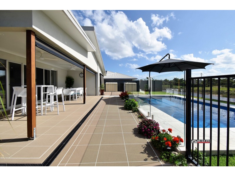 38 Honey Myrtle Cl, Burrum Heads QLD 4659