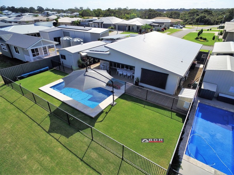 38 Honey Myrtle Cl, Burrum Heads QLD 4659