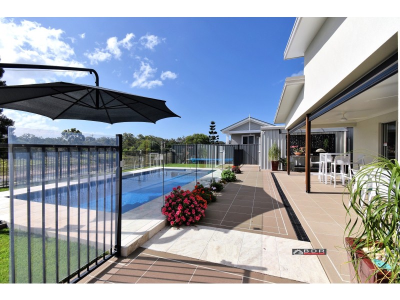 38 Honey Myrtle Cl, Burrum Heads QLD 4659