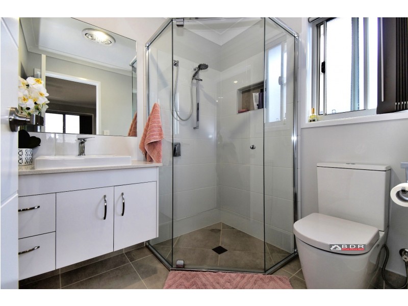 38 Honey Myrtle Cl, Burrum Heads QLD 4659