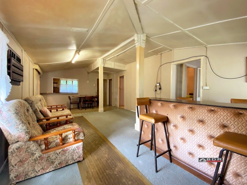 4-6 Creek Street, Howard QLD 4659