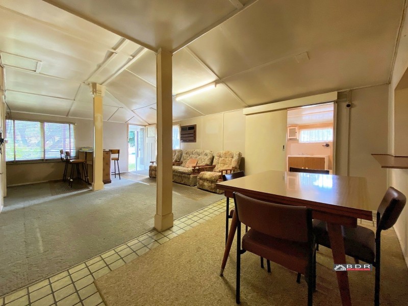 4-6 Creek Street, Howard QLD 4659