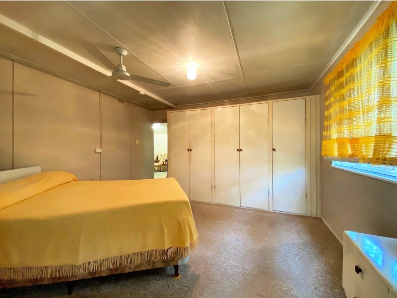 4-6 Creek Street, Howard QLD 4659