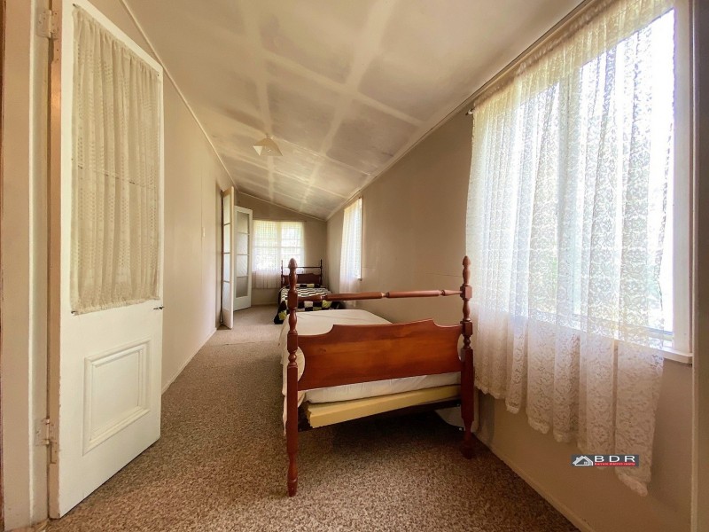 4-6 Creek Street, Howard QLD 4659