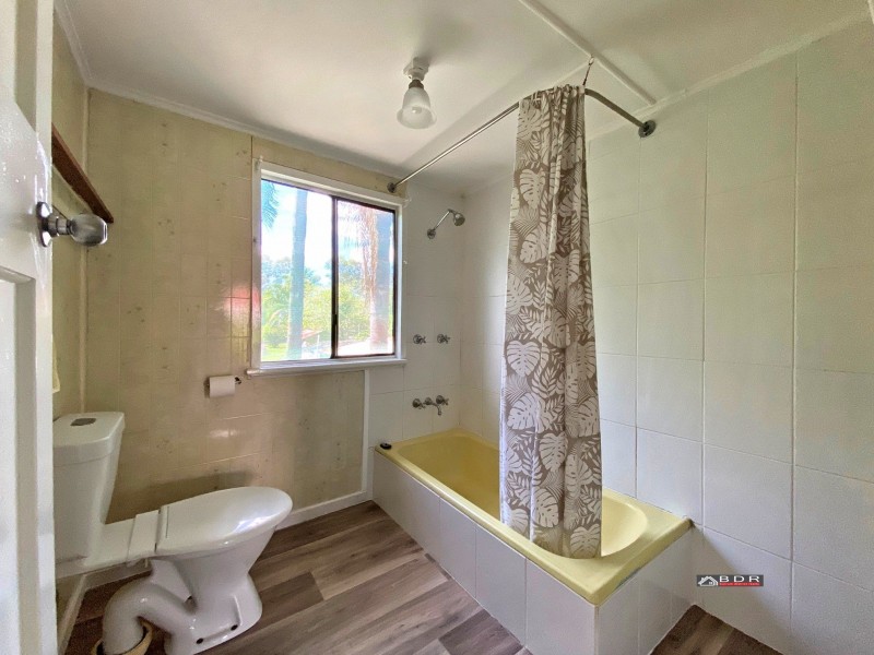 72 Thomas Street, Howard QLD 4659