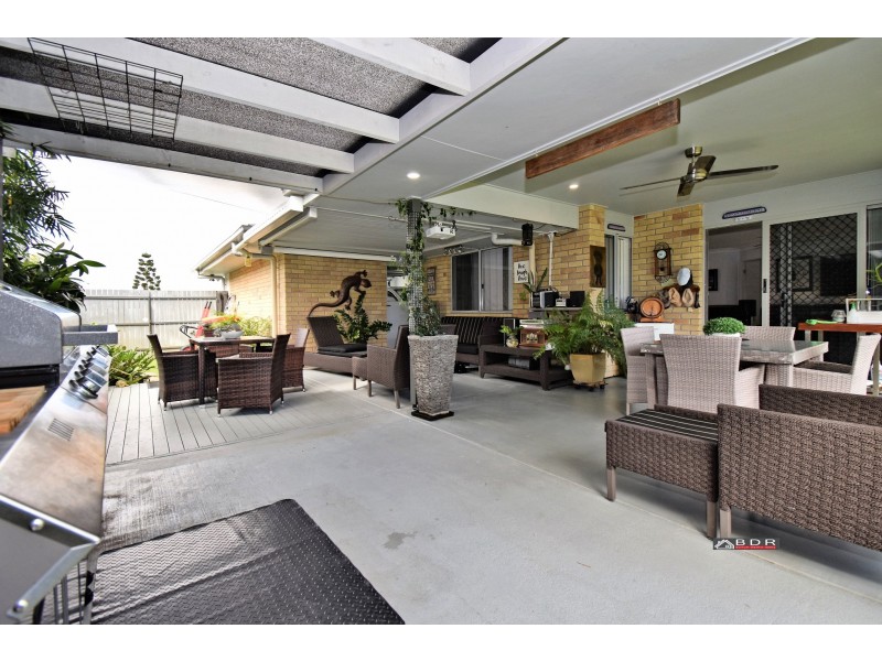 11 Honey Myrtle Cl, Burrum Heads QLD 4659