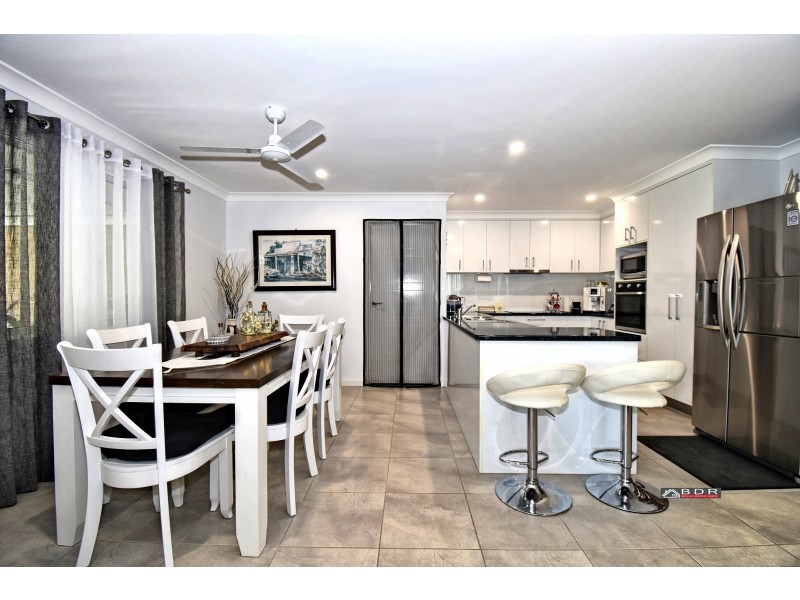 11 Honey Myrtle Cl, Burrum Heads QLD 4659