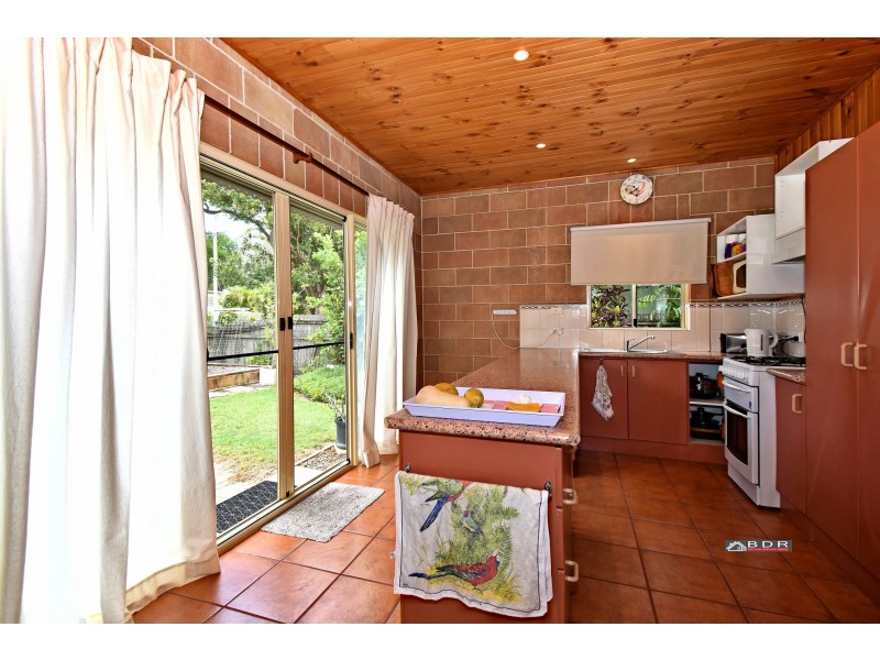 17 Kingfisher Parade, Toogoom QLD 4655