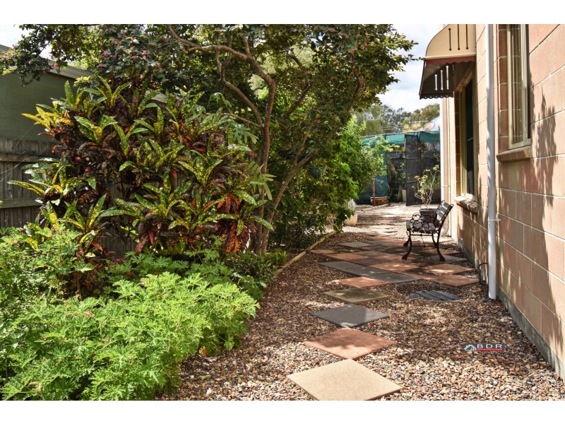 17 Kingfisher Parade, Toogoom QLD 4655