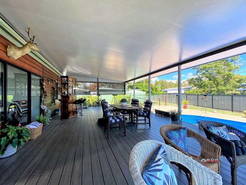 11 Jacqueline Dr, Pacific Haven QLD 4659