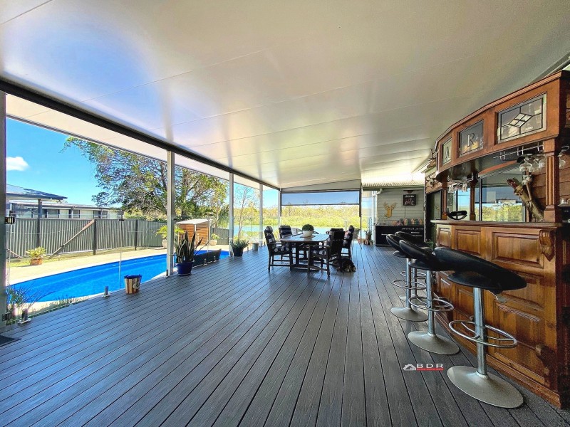 11 Jacqueline Dr, Pacific Haven QLD 4659