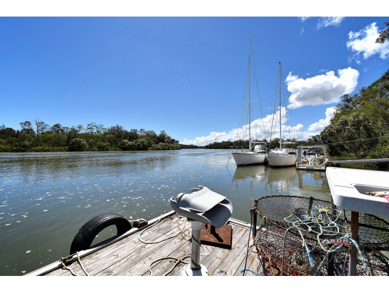 11 Jacqueline Dr, Pacific Haven QLD 4659