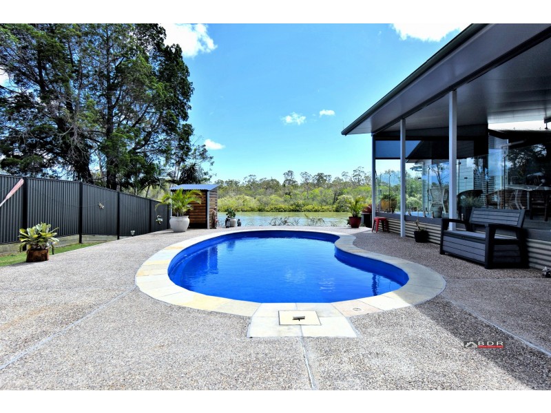 11 Jacqueline Dr, Pacific Haven QLD 4659