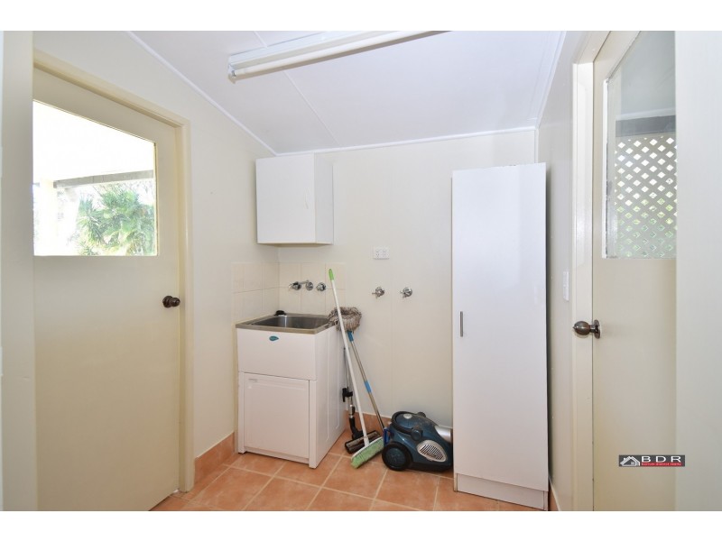 100 Hunter Street, Torbanlea QLD 4662