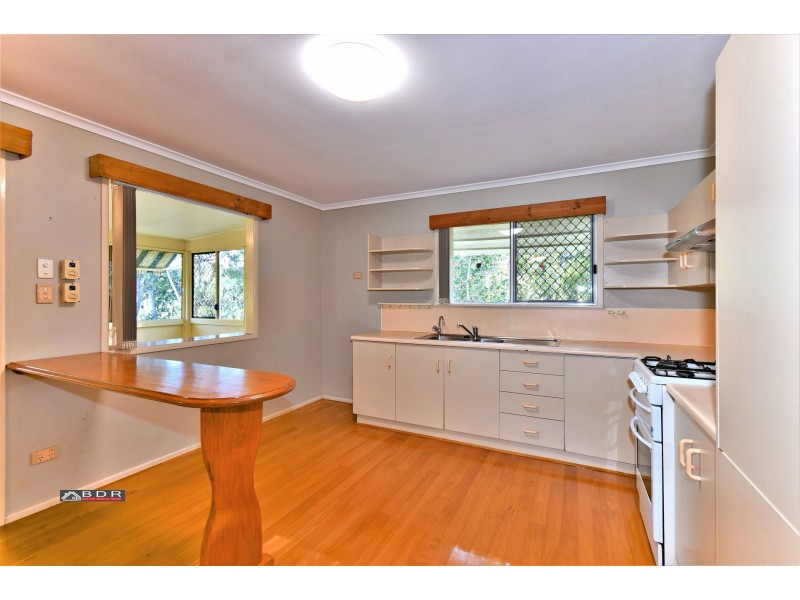 10 Newcastle Street, Burrum Town QLD 4659