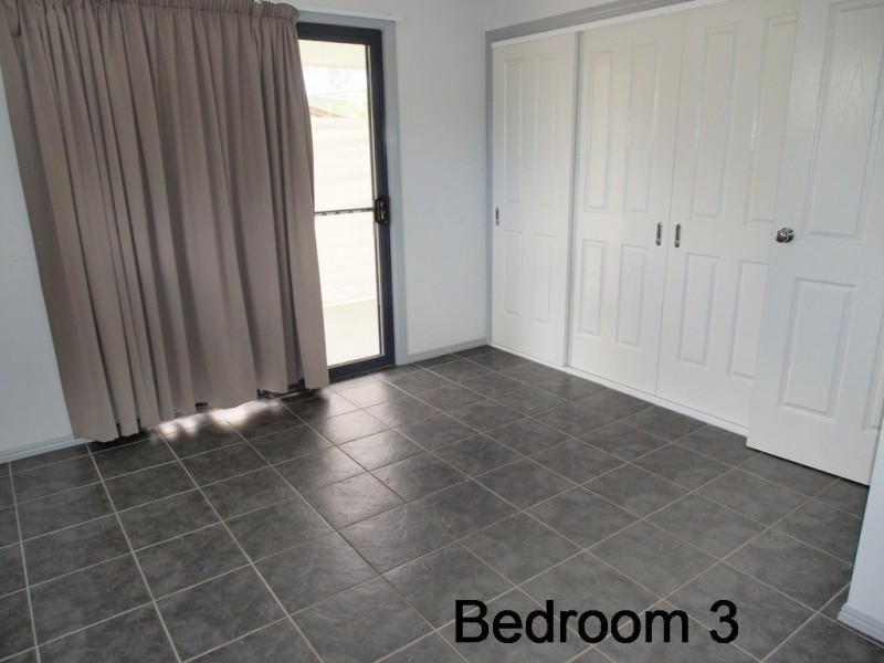 16 Island Close, Pacific Haven QLD 4659