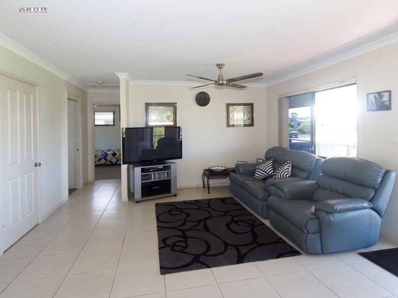 5 Lakes Boulevard, Burrum Heads QLD 4659