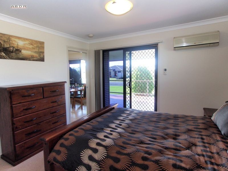 5 Lakes Boulevard, Burrum Heads QLD 4659