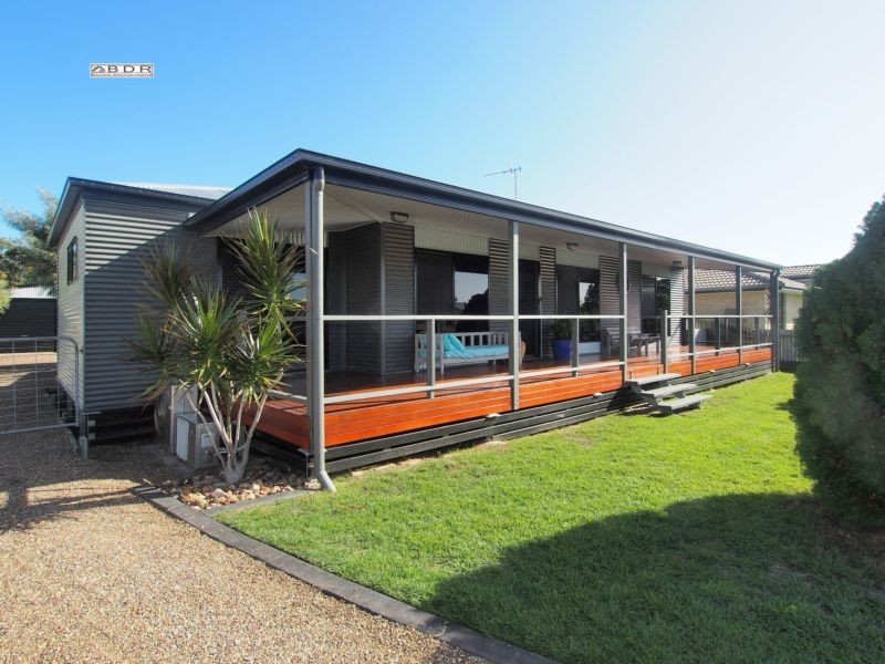 5 Lakes Boulevard, Burrum Heads QLD 4659