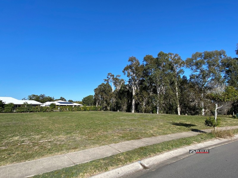 32 Barramundi Drive, Burrum Heads QLD 4659