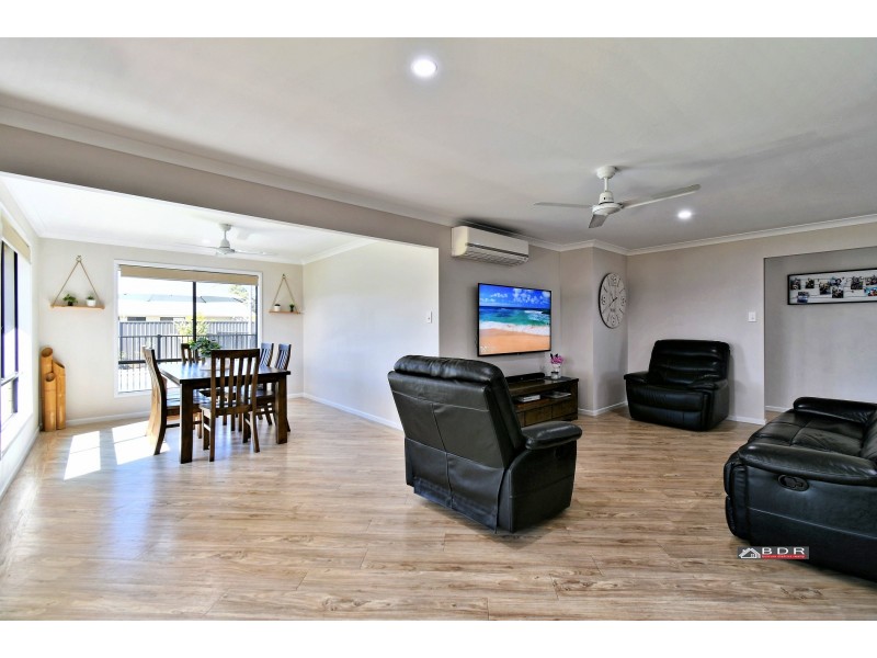 1 Cowrie Crt, Burrum Heads QLD 4659