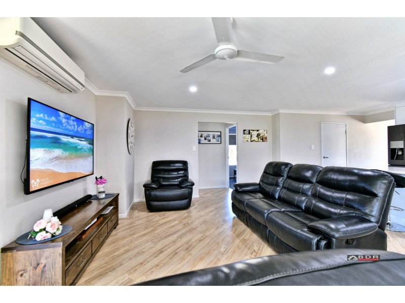 1 Cowrie Crt, Burrum Heads QLD 4659