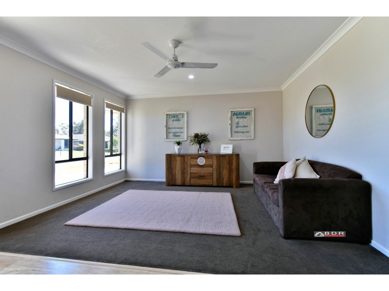 1 Cowrie Crt, Burrum Heads QLD 4659