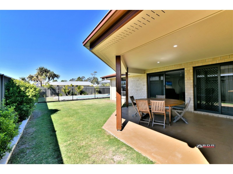 1 Cowrie Crt, Burrum Heads QLD 4659