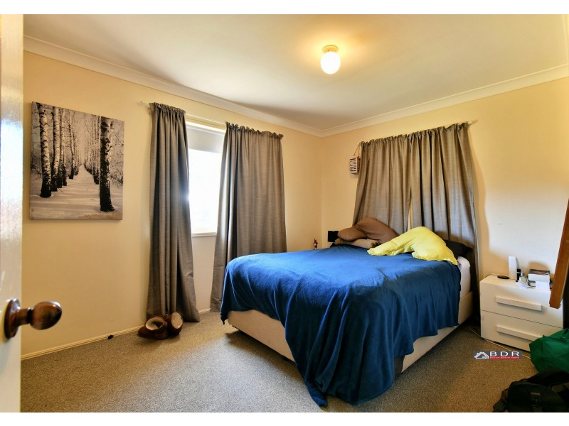 11 Beach Dr, Burrum Heads QLD 4659