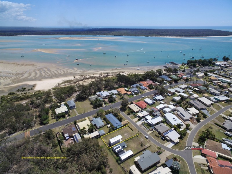 3 Bulleen Way, Burrum Heads QLD 4659