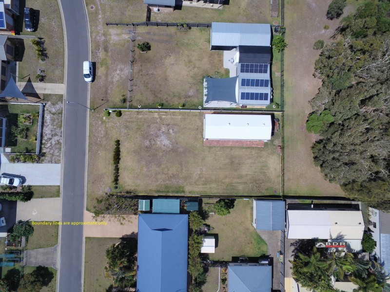 3 Bulleen Way, Burrum Heads QLD 4659