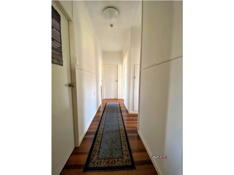 8 Ridgway Street, Childers QLD 4660