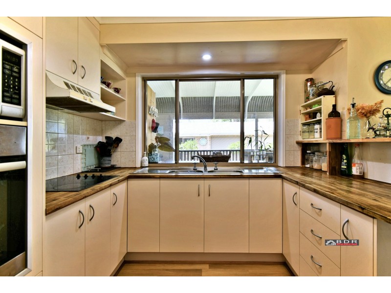 32 Riverview Drive, Burrum Heads QLD 4659