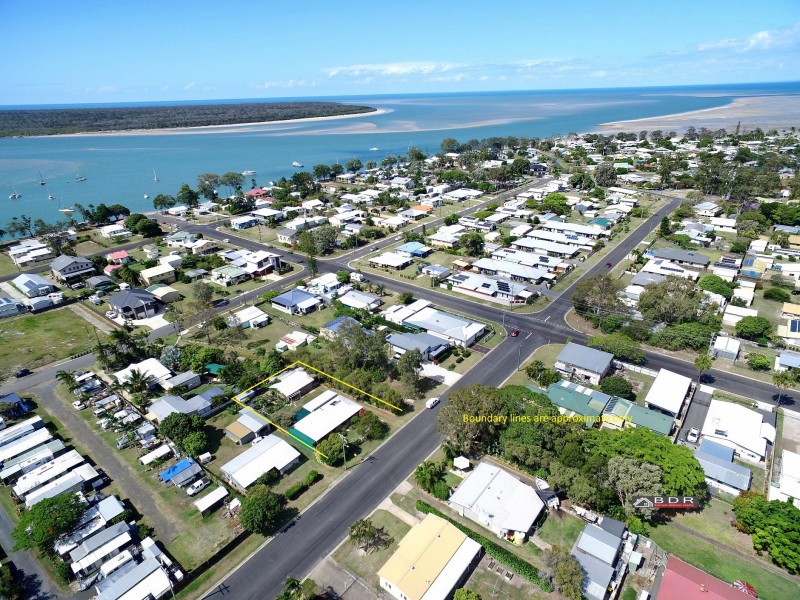 32 Riverview Drive, Burrum Heads QLD 4659