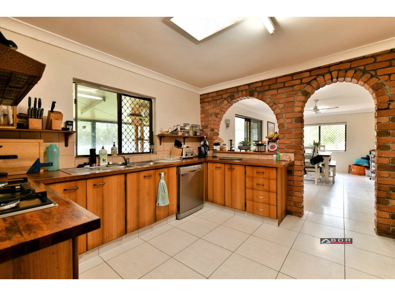 1 Brenda Court, Torbanlea QLD 4662