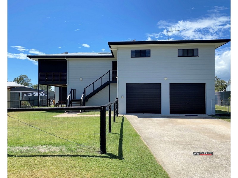 1 Burrumba Drive, Buxton QLD 4660