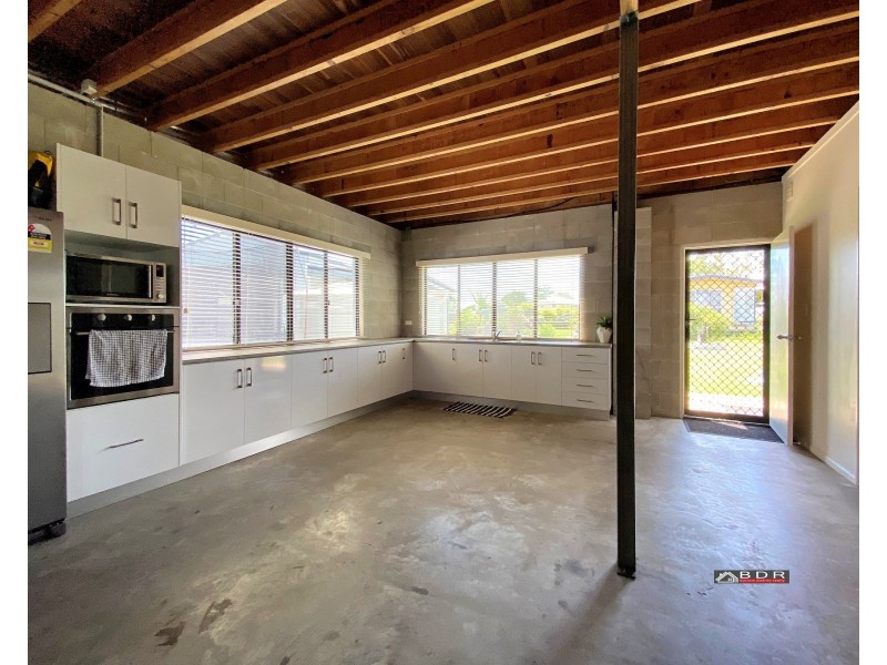 1 Burrumba Drive, Buxton QLD 4660