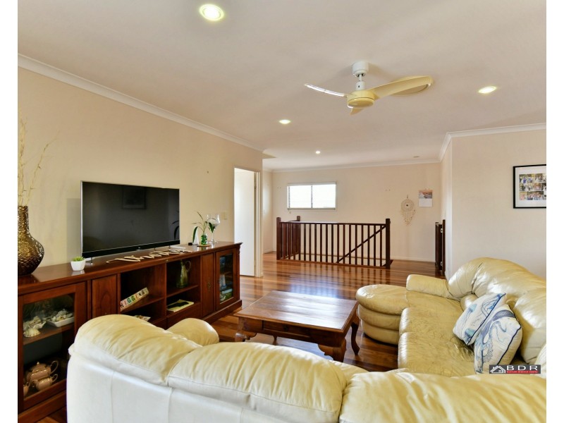 1 Burrumba Drive, Buxton QLD 4660