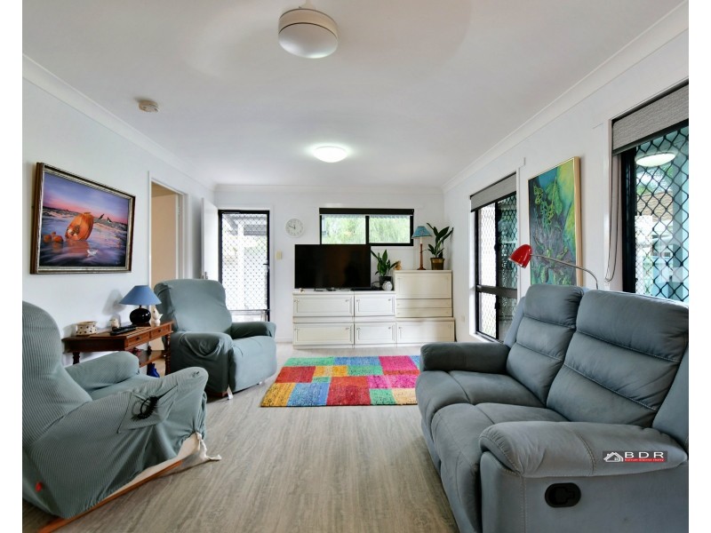 35 Mary St, Howard QLD 4659