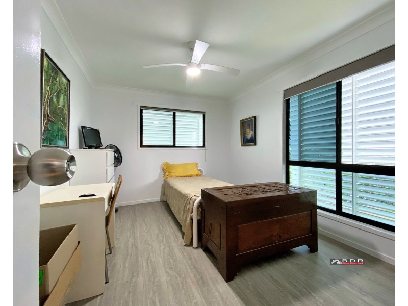 35 Mary St, Howard QLD 4659