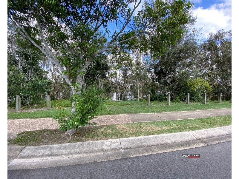 47 Barramundi Drive, Burrum Heads QLD 4659