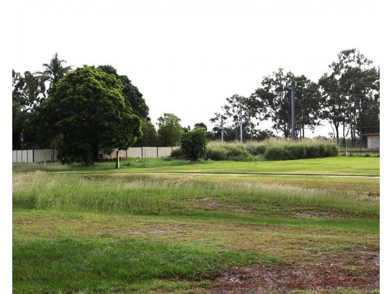 21 Robertson Street, Torbanlea QLD 4662