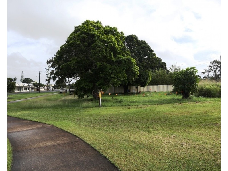 21 Robertson Street, Torbanlea QLD 4662