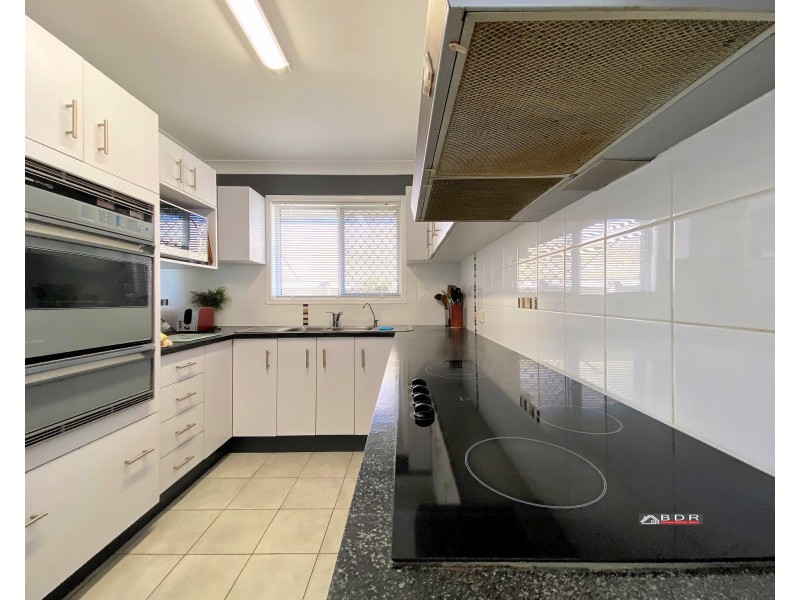 8 Cassia Street, Burrum Heads QLD 4659