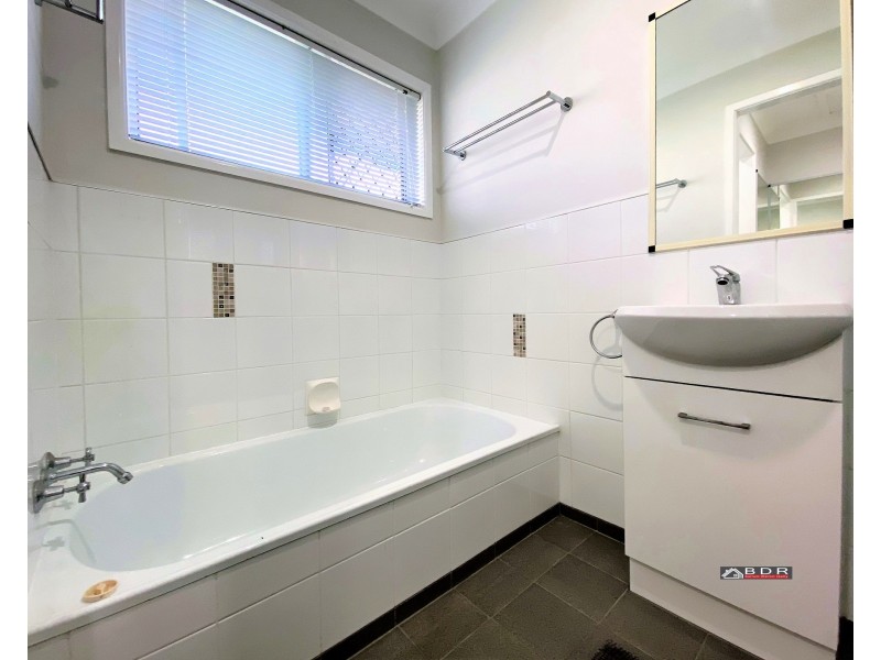 8 Cassia Street, Burrum Heads QLD 4659