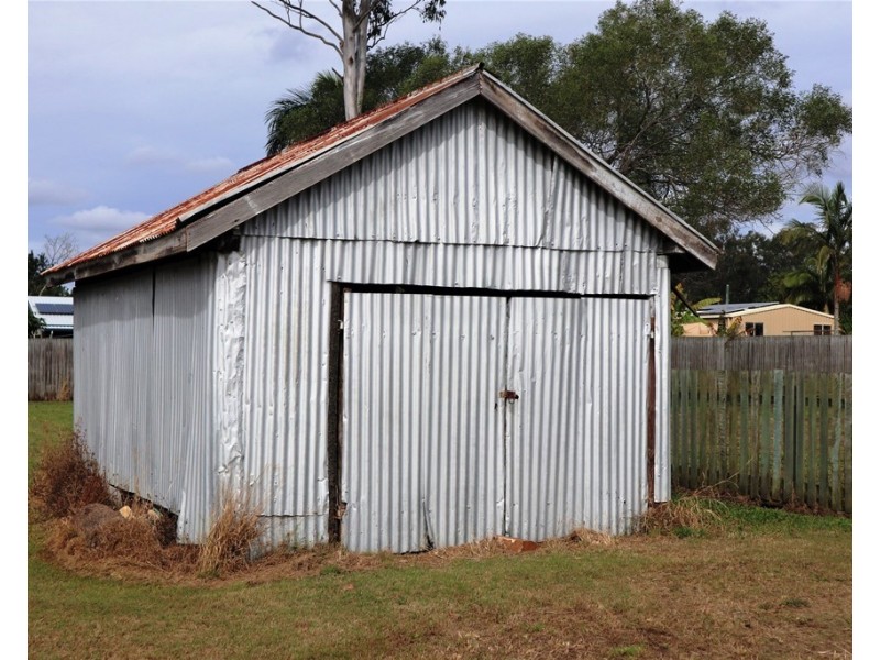 26 King St, Howard QLD 4659