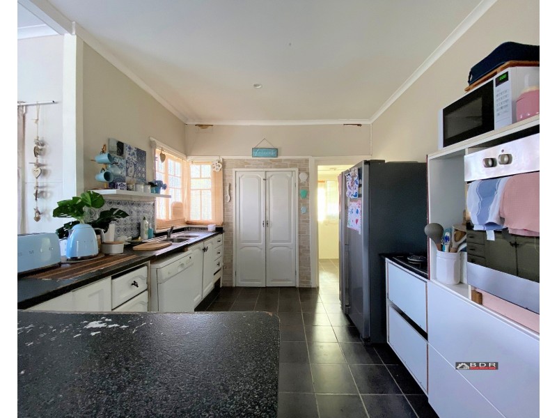 19 East St, Howard QLD 4659